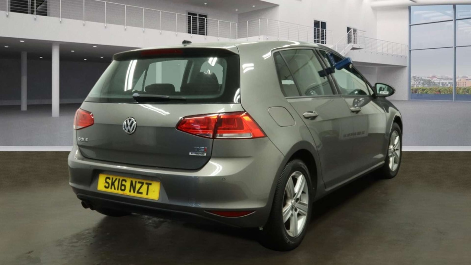 Used Volkswagen Golf 2016 for sale - 76972311: Photo 5