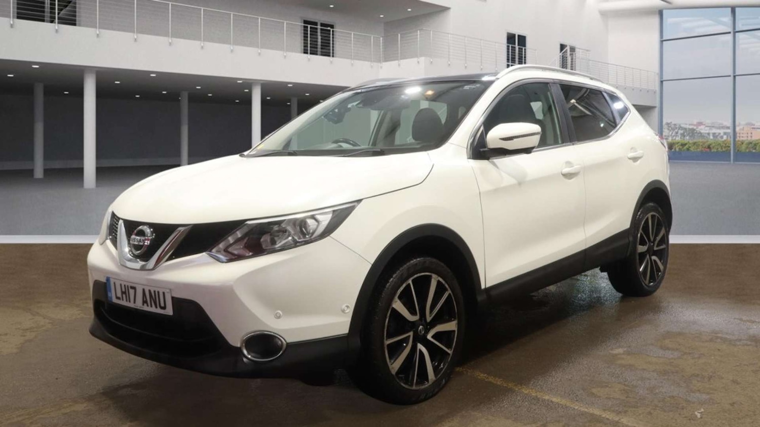 Used Nissan Qashqai 2017 for sale - 77417604: Photo 3