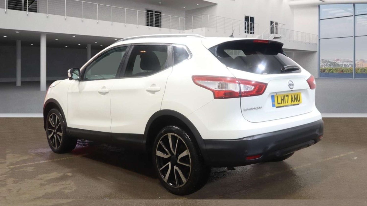 Used Nissan Qashqai 2017 for sale - 77417604: Photo 4