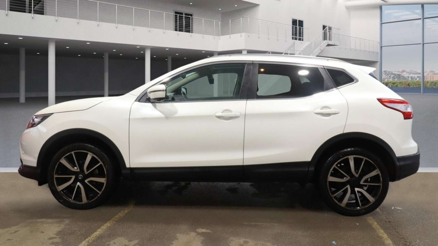 Used Nissan Qashqai 2017 for sale - 77417604: Photo 7