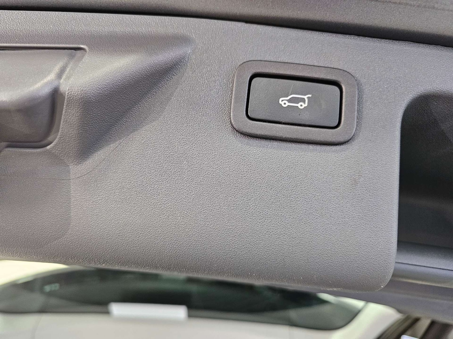 Used Land Rover Discovery Sport 2016 for sale - 77983801: Photo 13