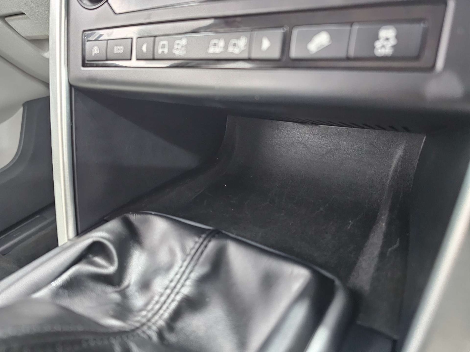 Used Land Rover Discovery Sport 2016 for sale - 77983801: Photo 66