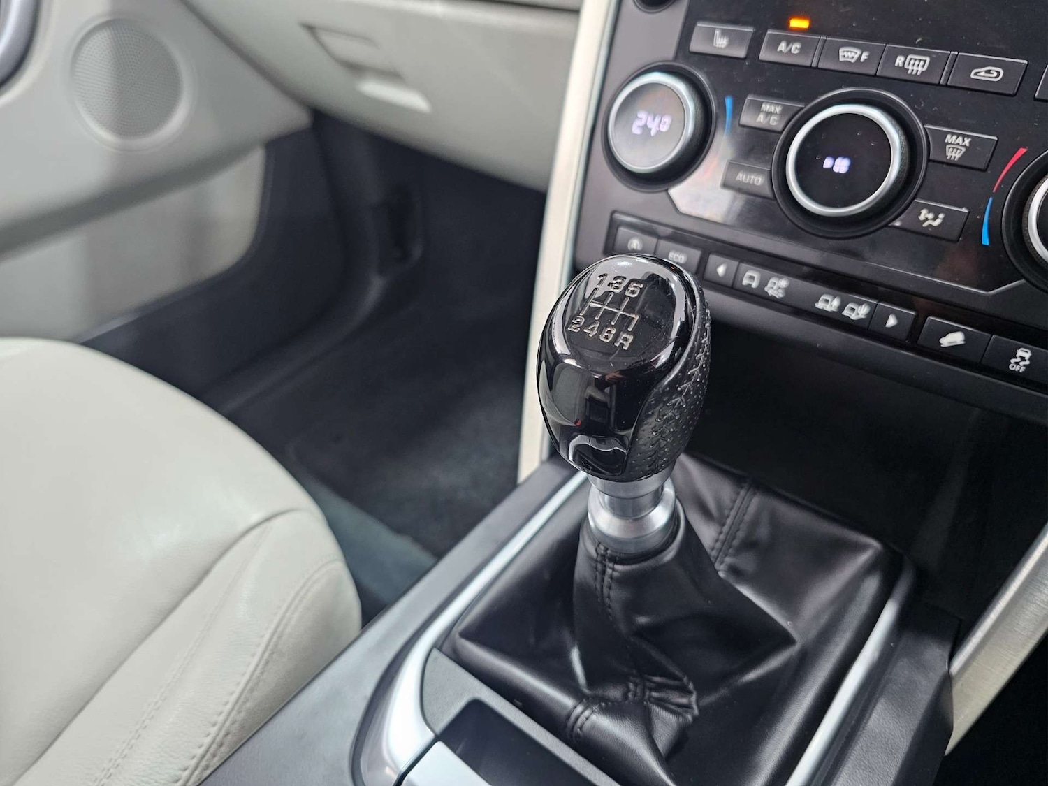 Used Land Rover Discovery Sport 2016 for sale - 77983801: Photo 67