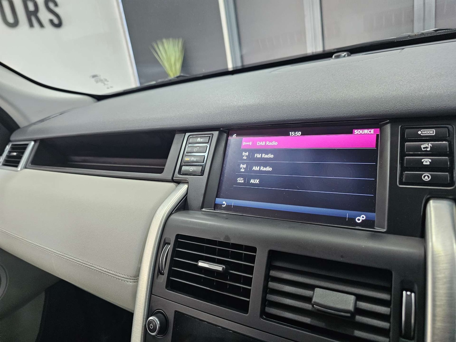 Used Land Rover Discovery Sport 2016 for sale - 77983801: Photo 73