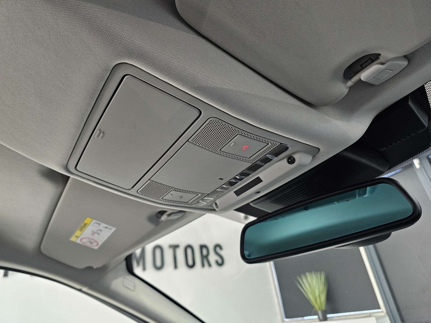 Used Land Rover Discovery Sport 2016 for sale - 77983801: Photo 75