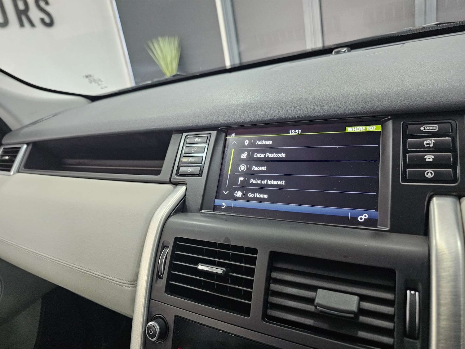 Used Land Rover Discovery Sport 2016 for sale - 77983801: Photo 77