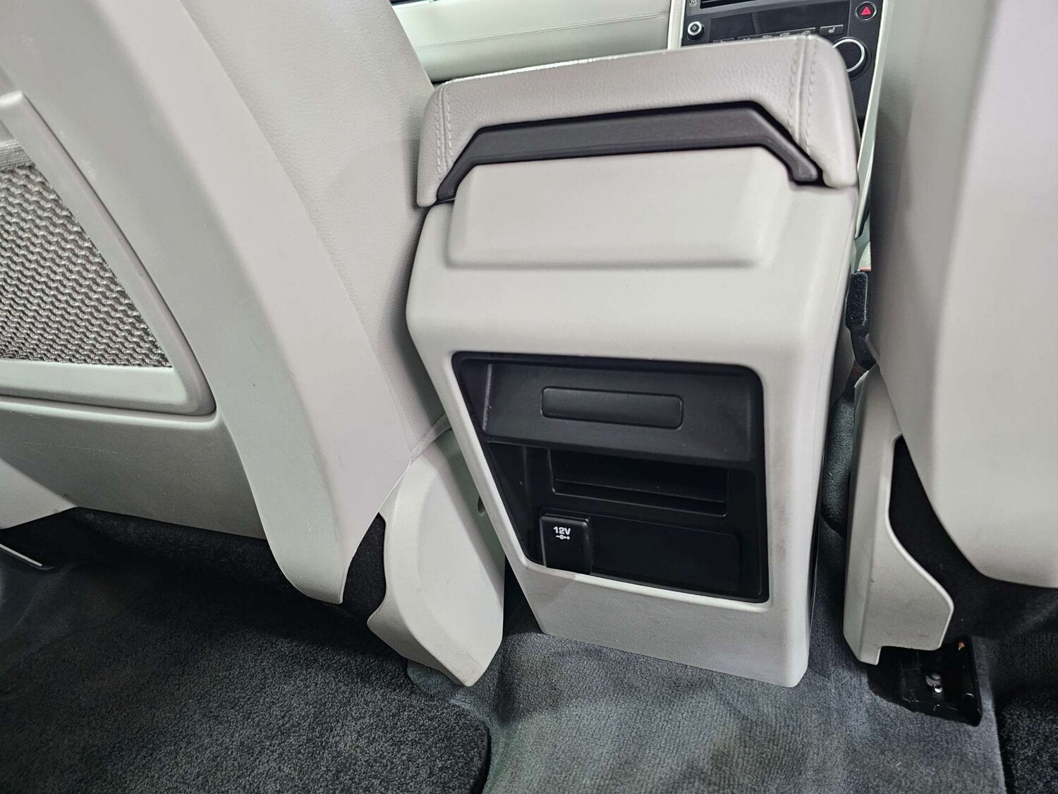 Used Land Rover Discovery Sport 2016 for sale - 77983801: Photo 87