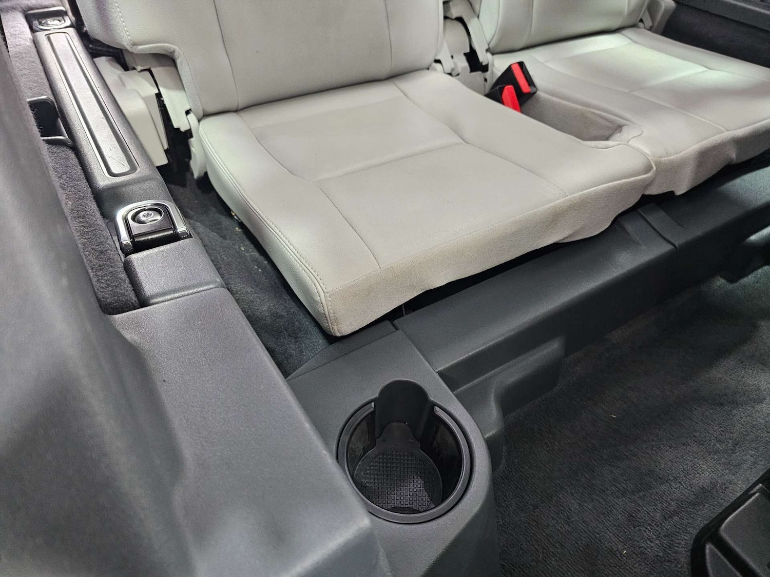 Used Land Rover Discovery Sport 2016 for sale - 77983801: Photo 88