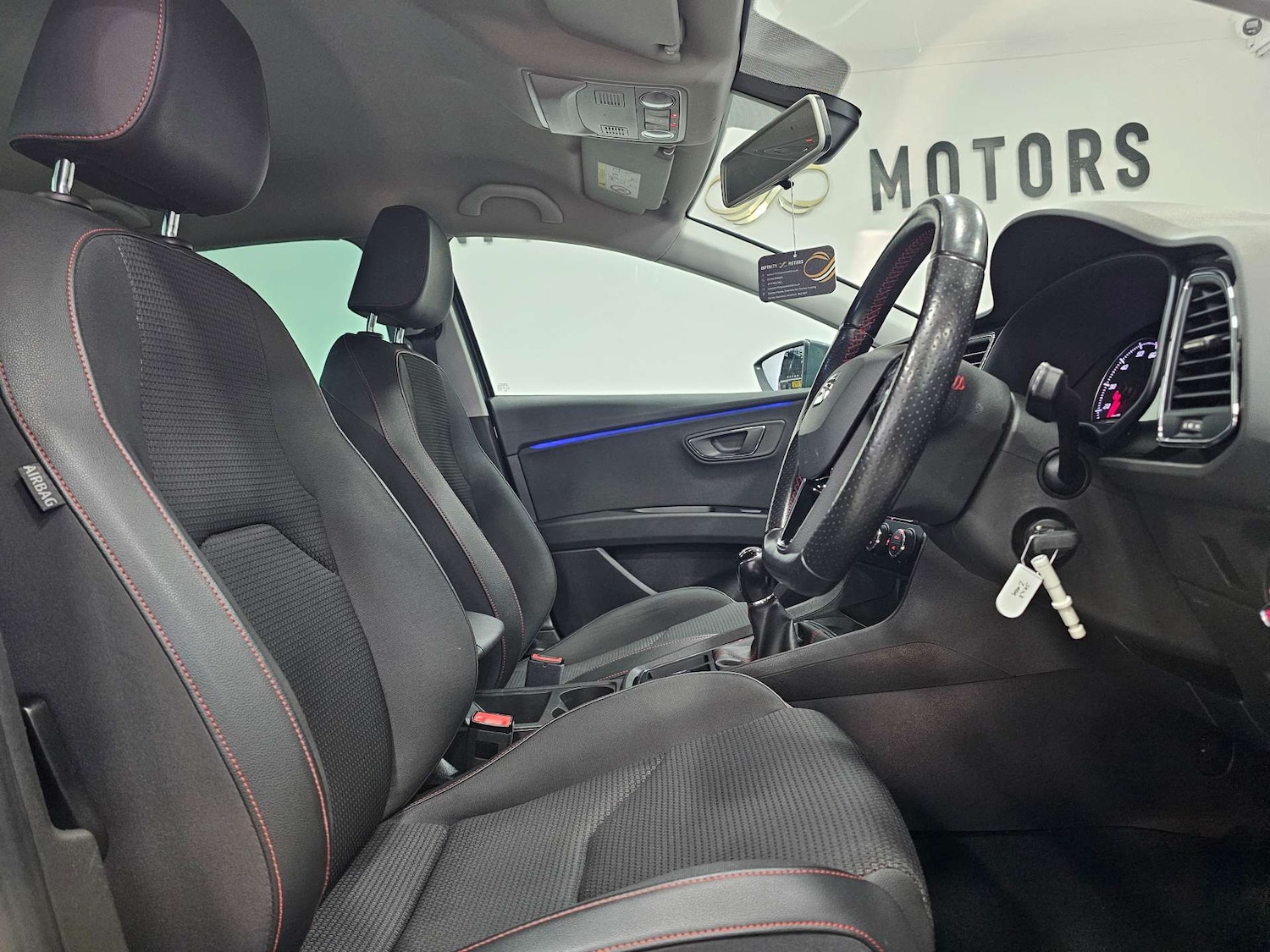 Used SEAT Leon 2017 for sale - 77088705: Photo 2