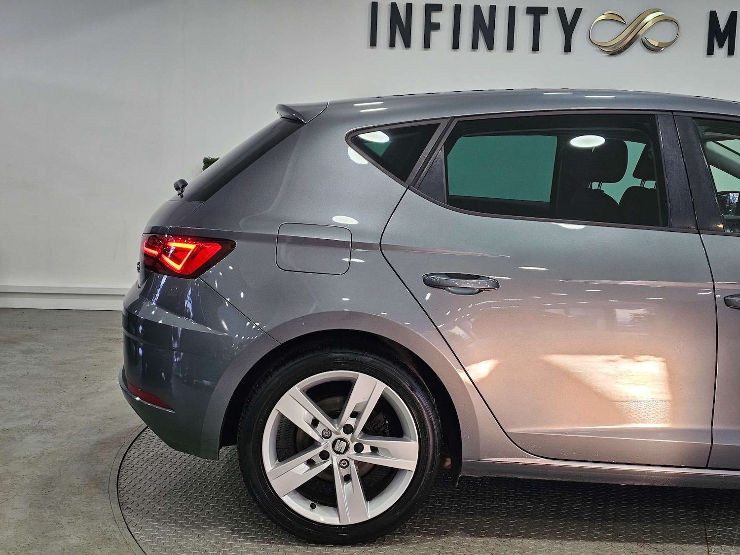 Used SEAT Leon 2017 for sale - 77088705: Photo 33