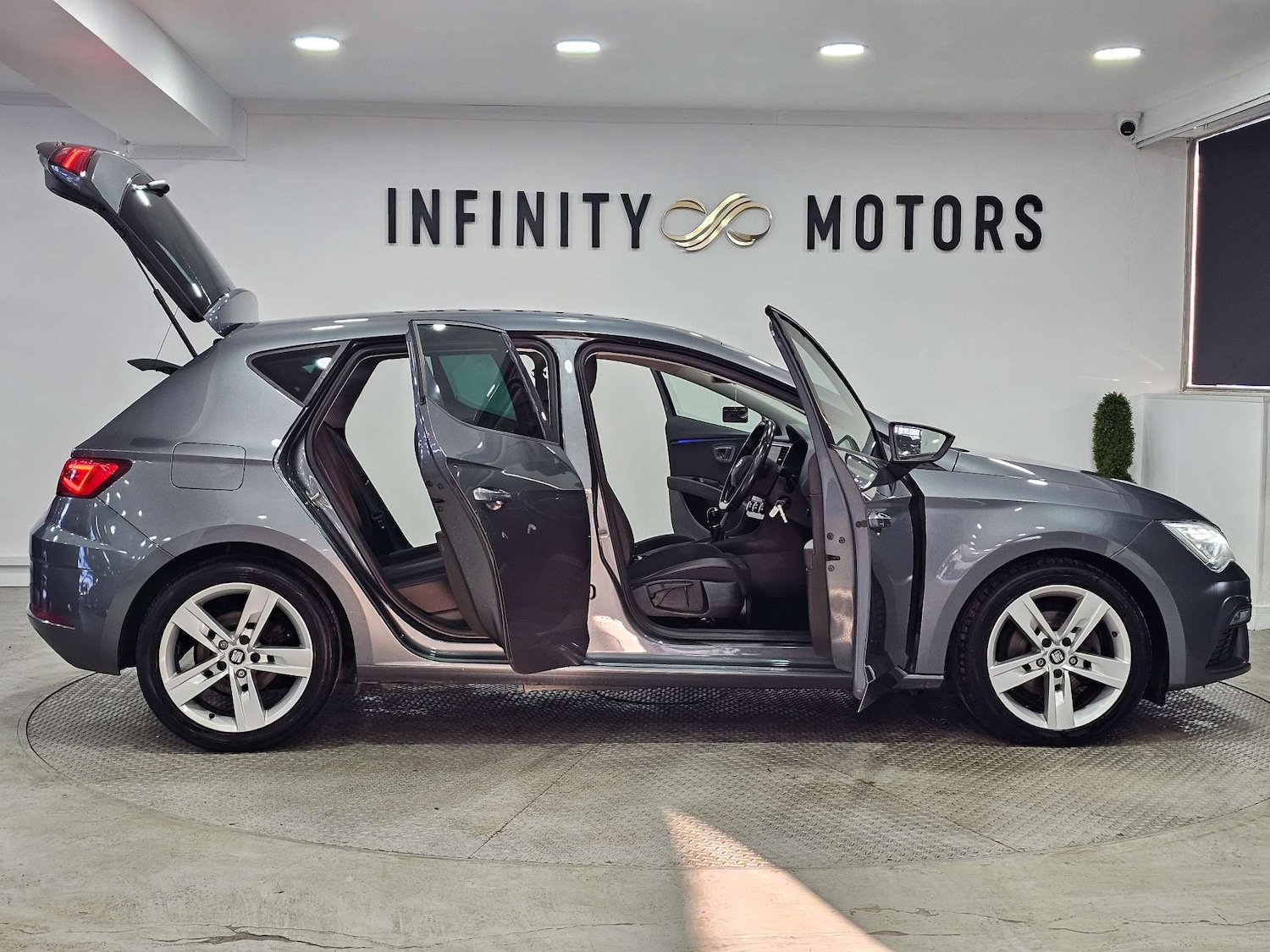 Used SEAT Leon 2017 for sale - 77088705: Photo 39