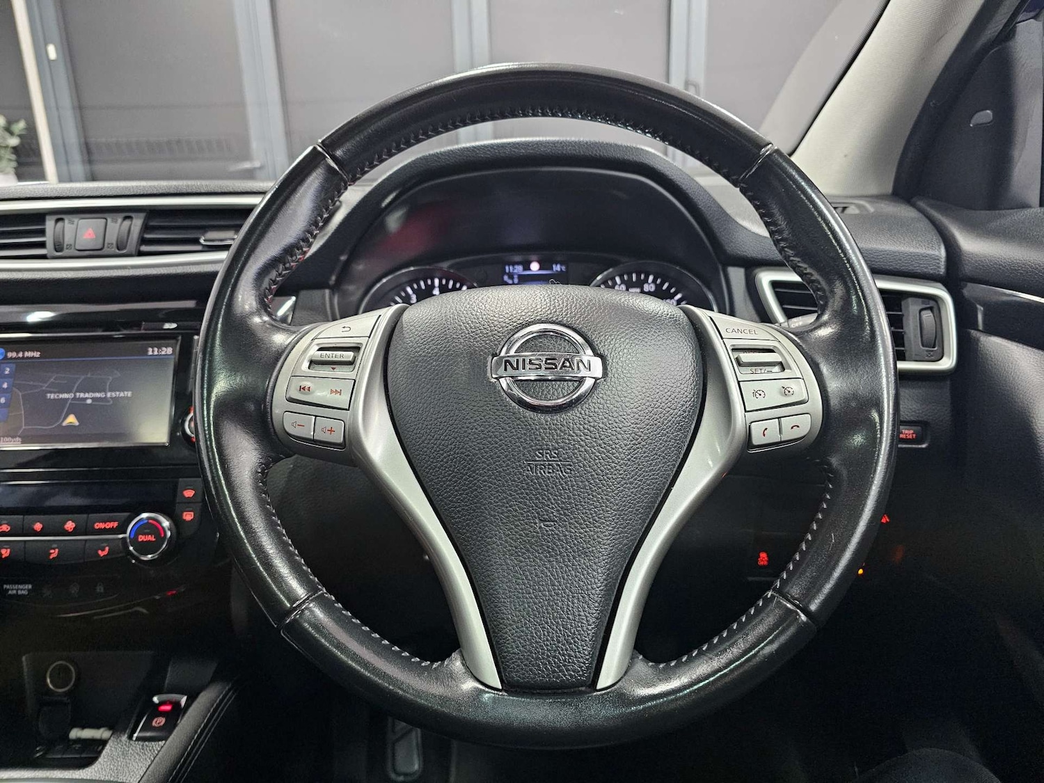 Used Nissan Qashqai 2016 for sale - 76972327: Photo 15