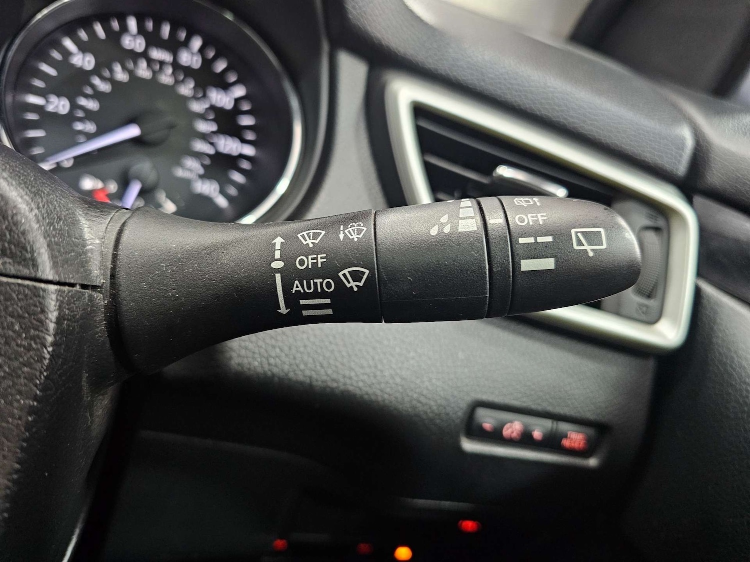 Used Nissan Qashqai 2016 for sale - 76972327: Photo 44