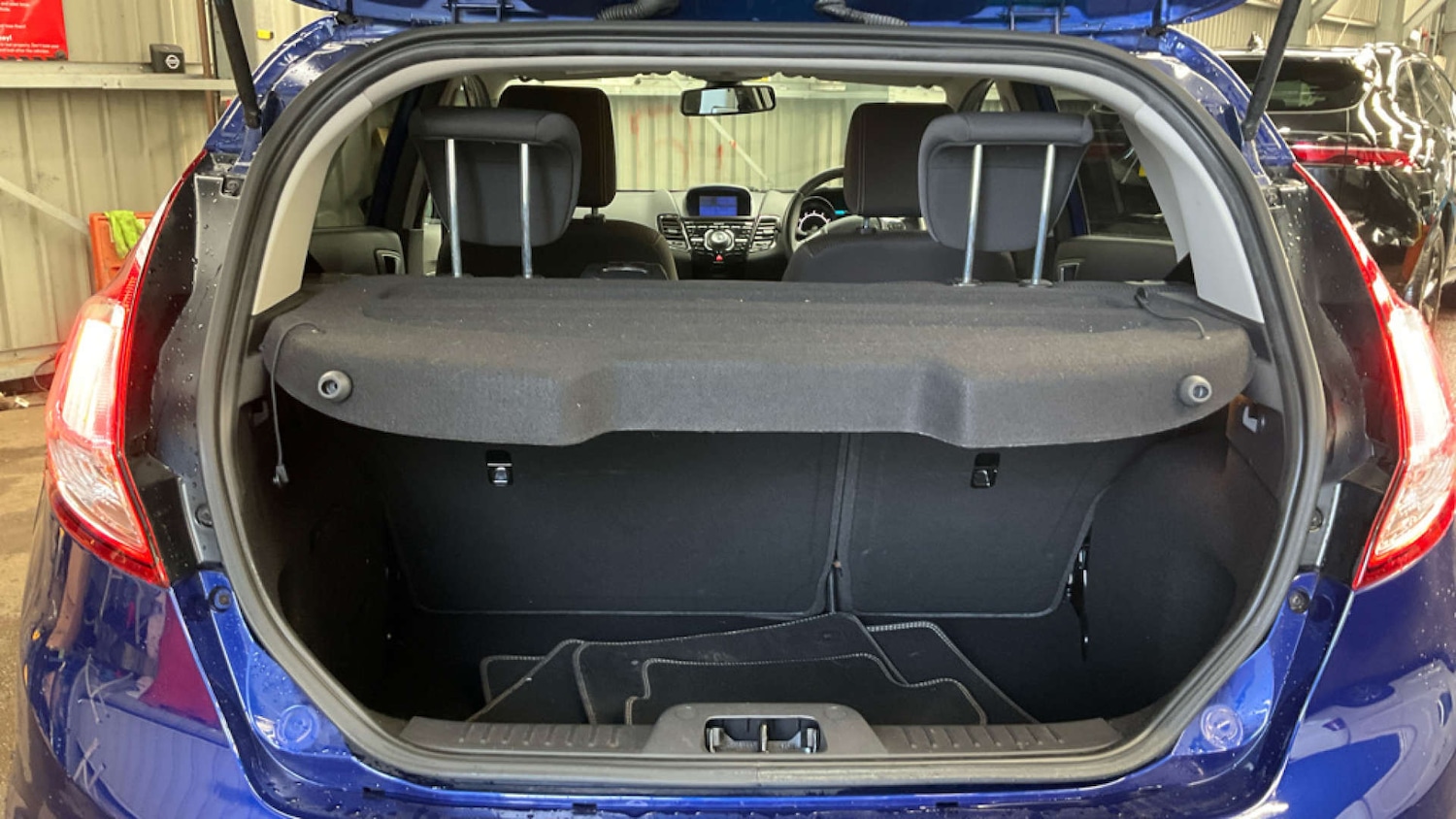 Used Ford Fiesta 2017 for sale - 78025289: Photo 9