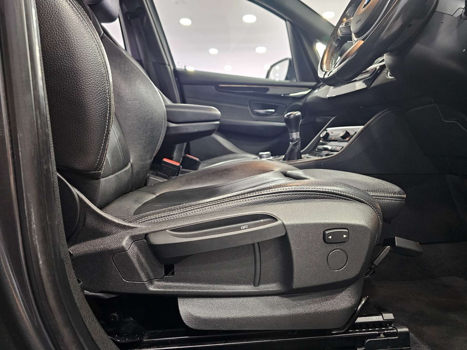 Used BMW 2 Series 2015 for sale - 78134640: Photo 61