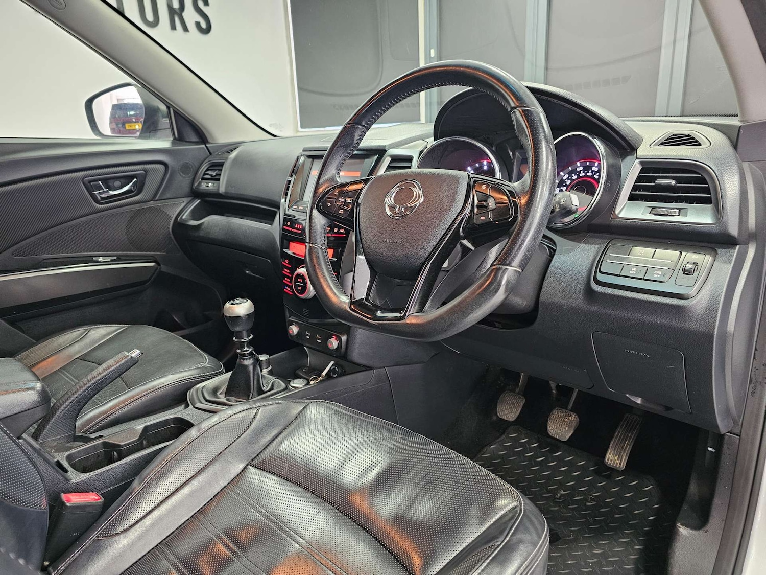 Used Ssangyong Tivoli 2017 for sale - 78068113: Photo 5