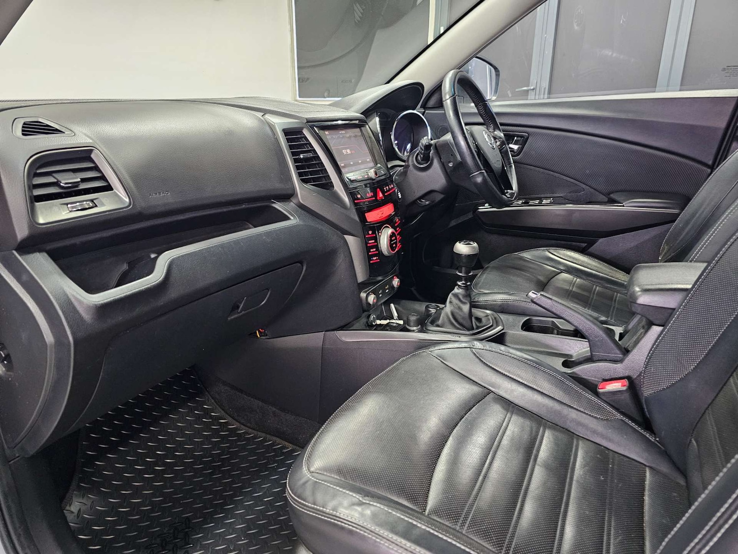 Used Ssangyong Tivoli 2017 for sale - 78068113: Photo 74