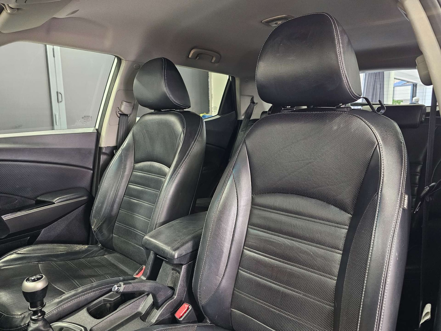 Used Ssangyong Tivoli 2017 for sale - 78068113: Photo 79