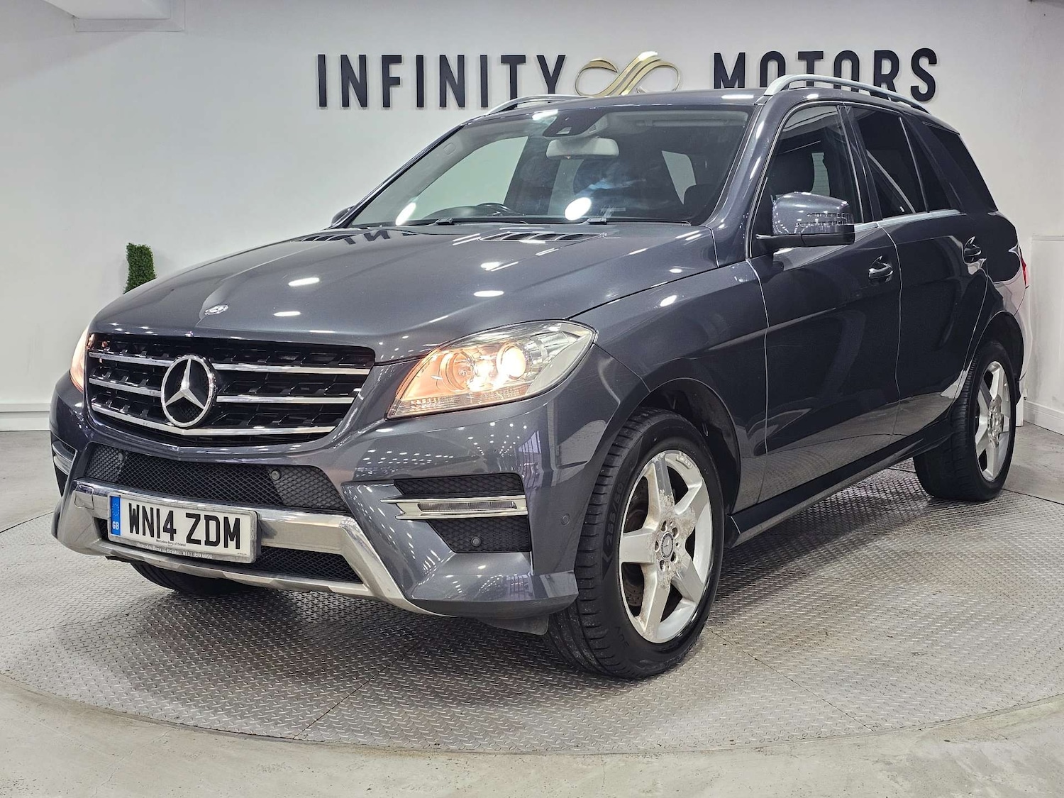 Used Mercedes-Benz M Class 2014 for sale - 76972367: Photo 4