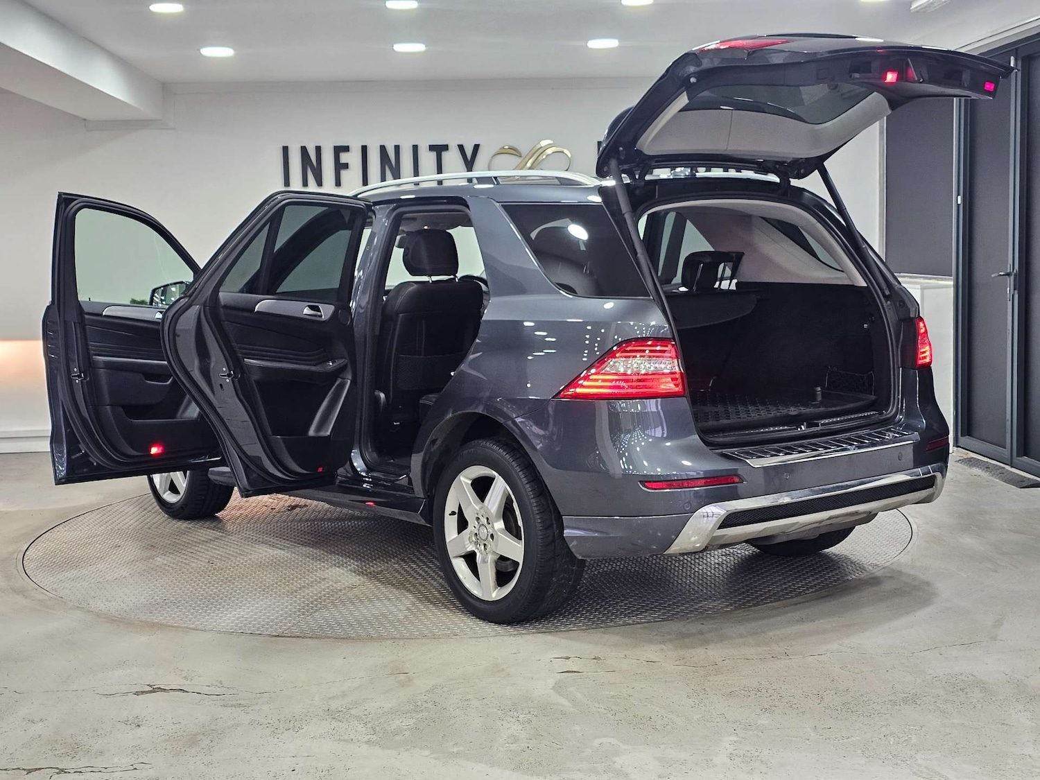 Used Mercedes-Benz M Class 2014 for sale - 76972367: Photo 42