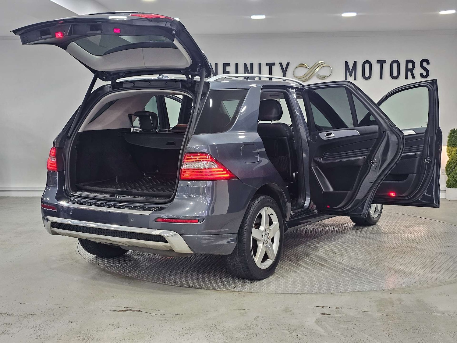 Used Mercedes-Benz M Class 2014 for sale - 76972367: Photo 44