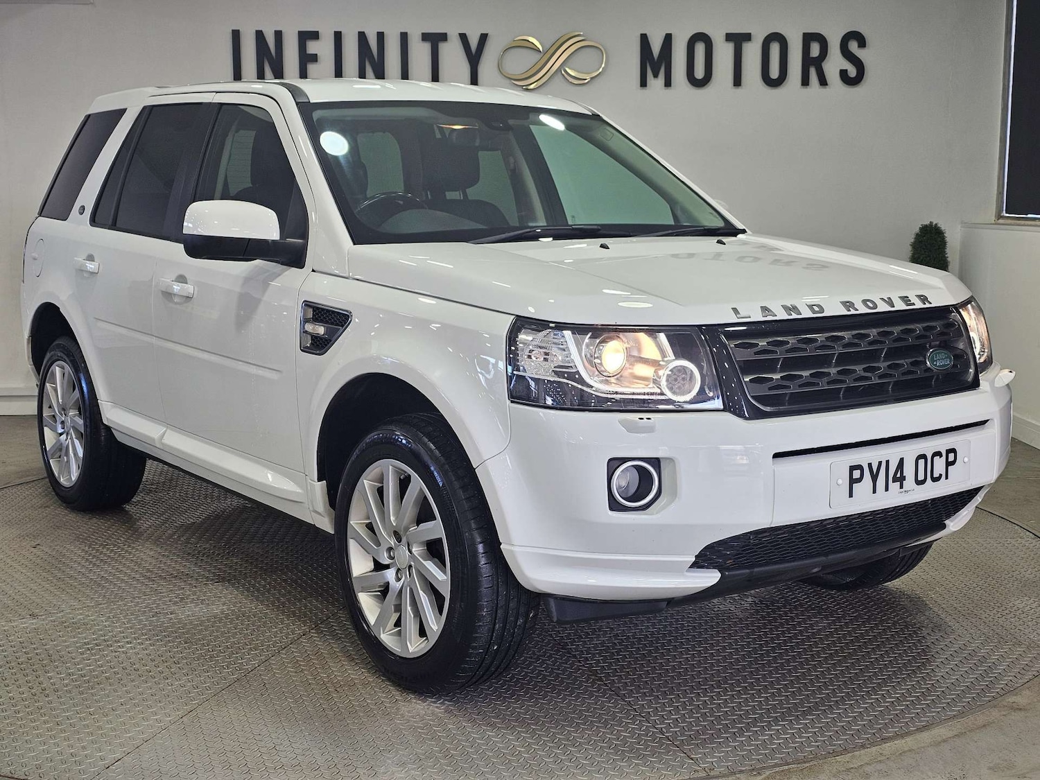Used Land Rover Freelander 2014 for sale - 77125192: Photo 1