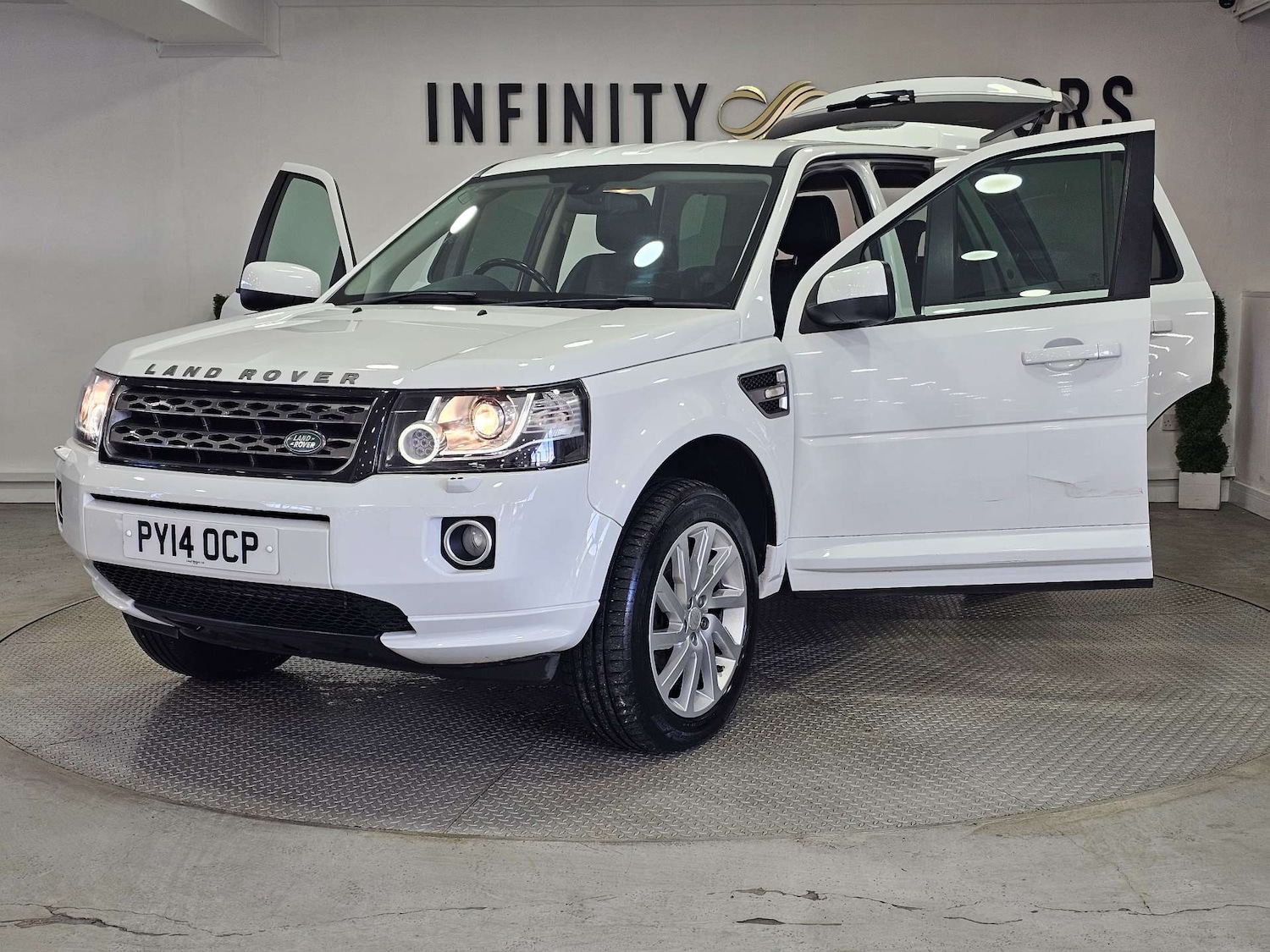 Used Land Rover Freelander 2014 for sale - 77125192: Photo 43