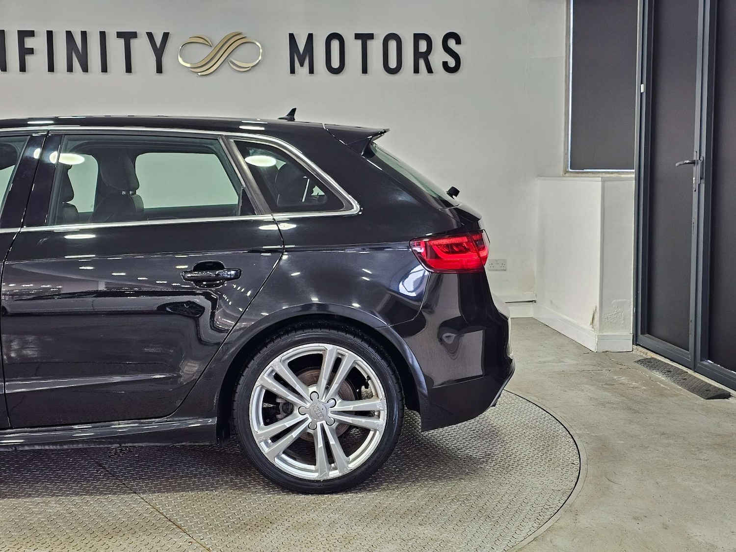 Used Audi A3 2015 for sale - 77452491: Photo 21