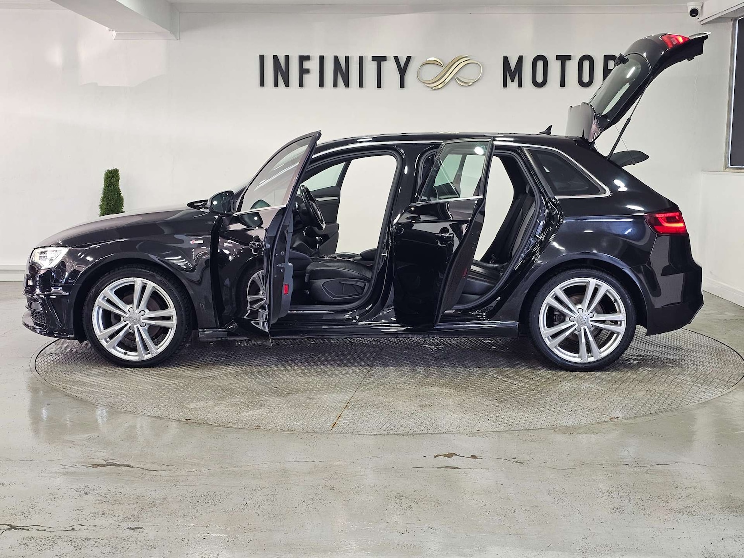 Used Audi A3 2015 for sale - 77452491: Photo 42