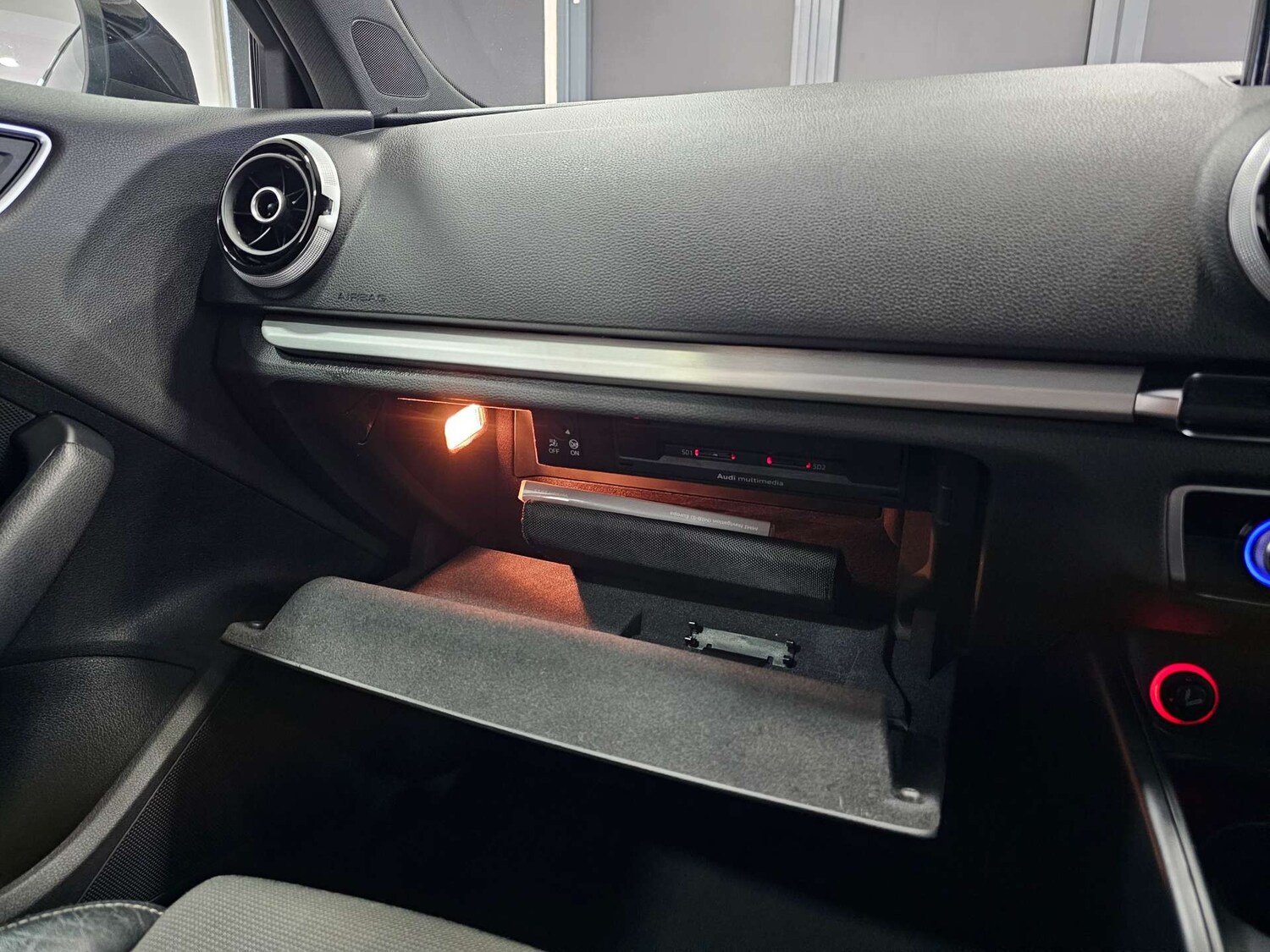 Used Audi A3 2015 for sale - 77452491: Photo 70