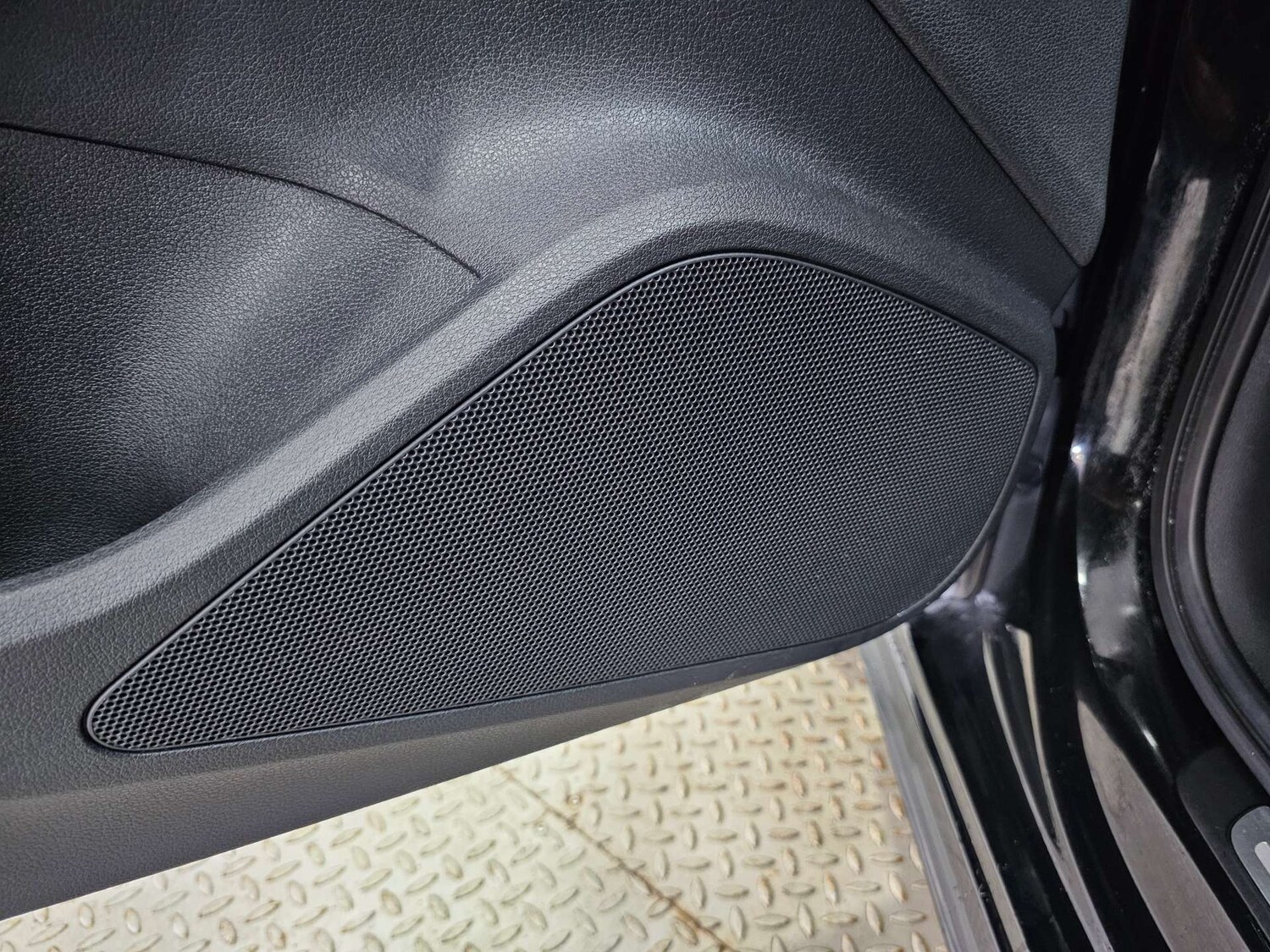 Used Audi A3 2015 for sale - 77452491: Photo 86