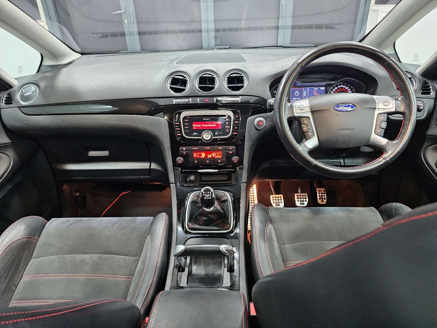 Used Ford S-Max 2013 for sale - 76972457: Photo 13