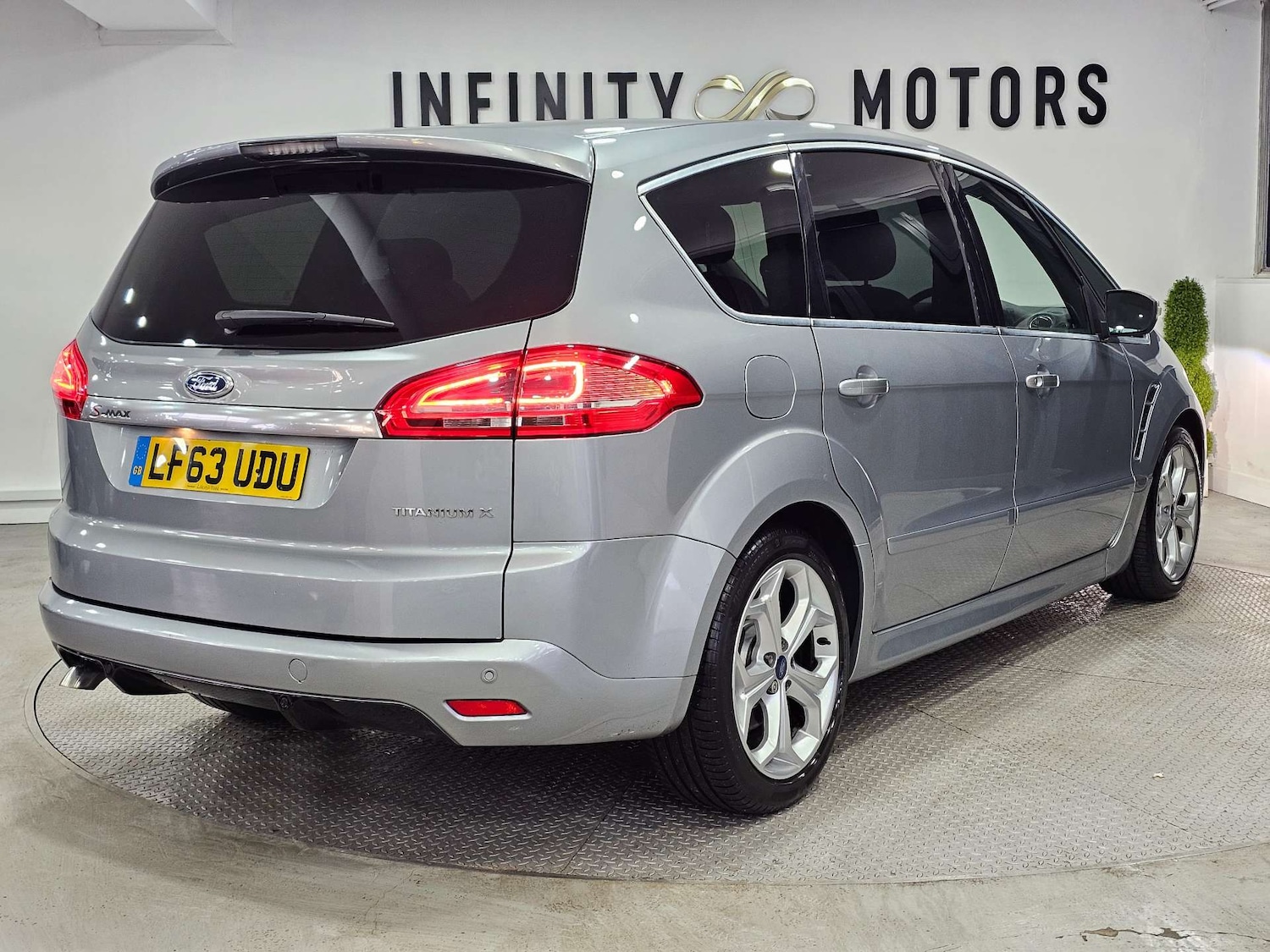 Used Ford S-Max 2013 for sale - 76972457: Photo 33