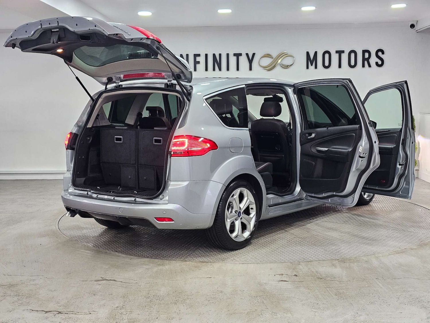 Used Ford S-Max 2013 for sale - 76972457: Photo 49