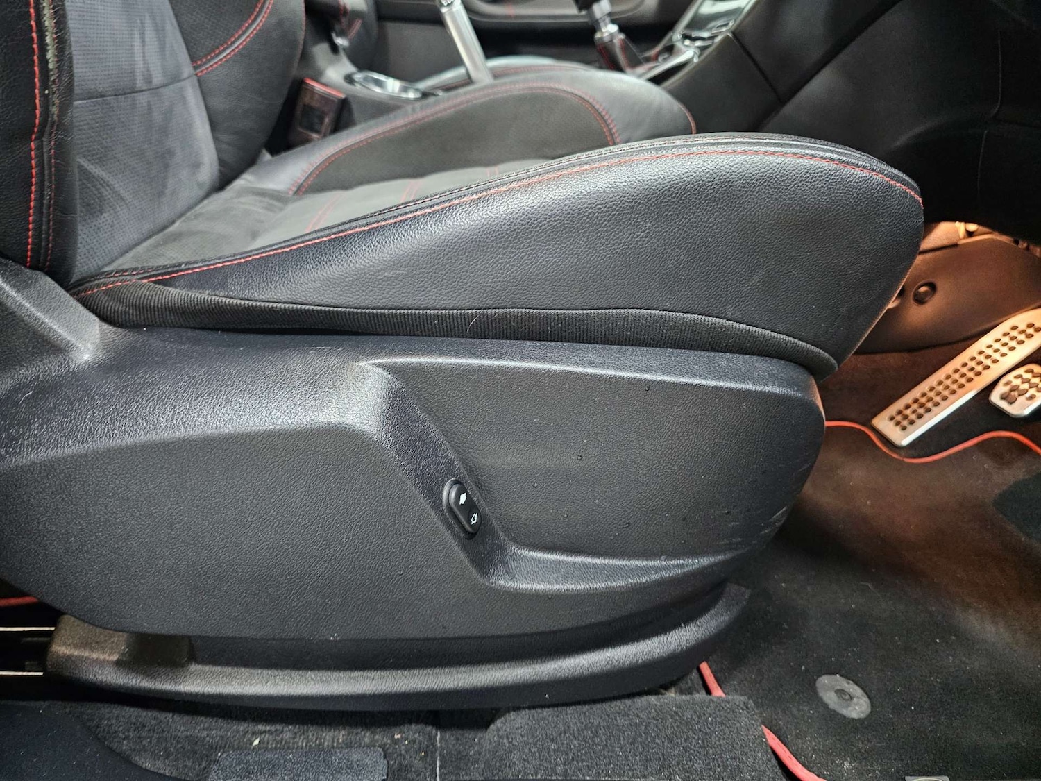 Used Ford S-Max 2013 for sale - 76972457: Photo 56