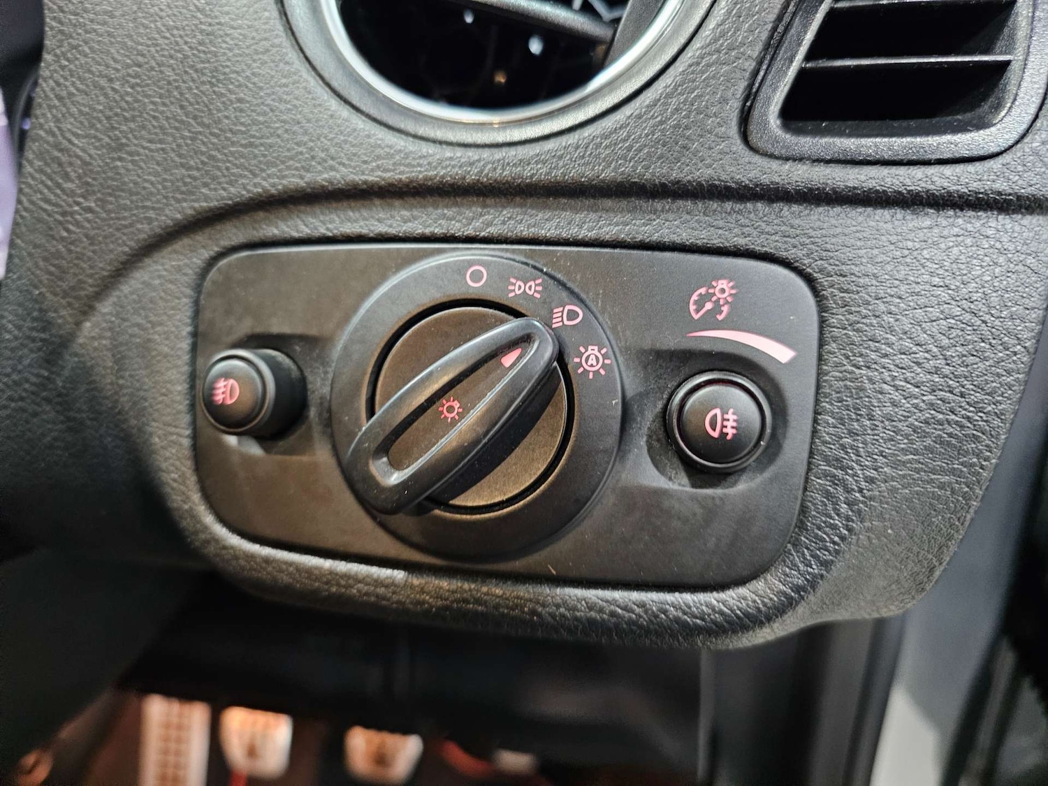 Used Ford S-Max 2013 for sale - 76972457: Photo 57