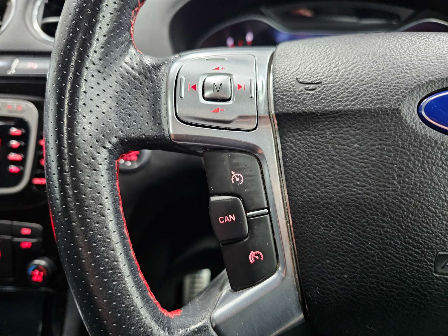 Used Ford S-Max 2013 for sale - 76972457: Photo 60