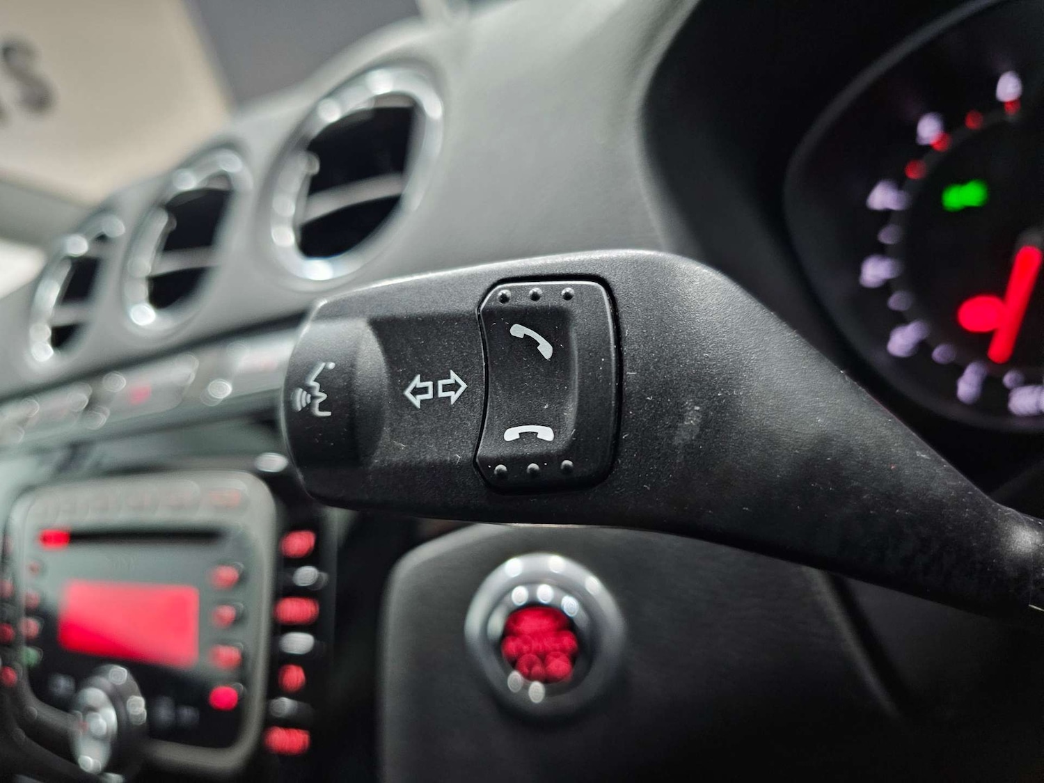 Used Ford S-Max 2013 for sale - 76972457: Photo 62