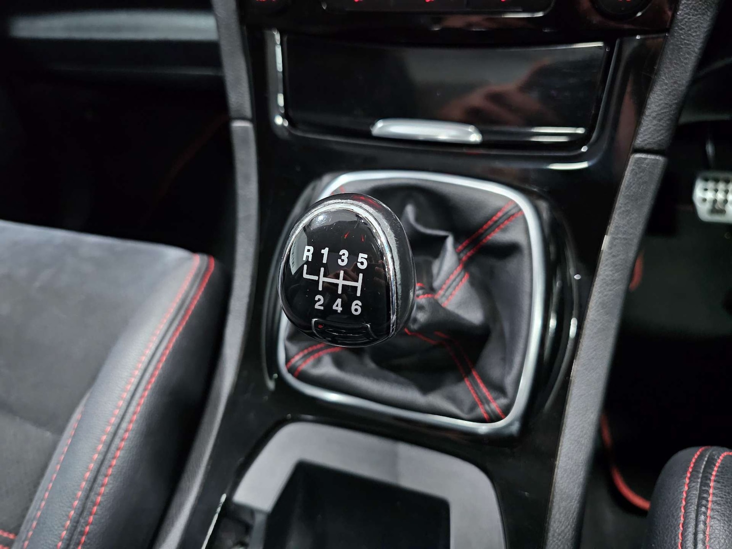 Used Ford S-Max 2013 for sale - 76972457: Photo 65