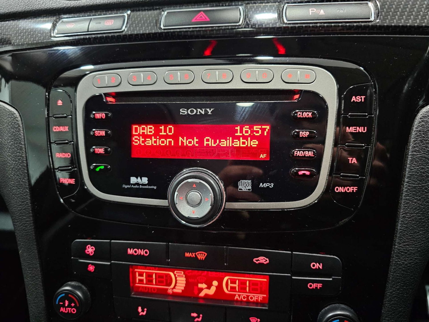 Used Ford S-Max 2013 for sale - 76972457: Photo 67