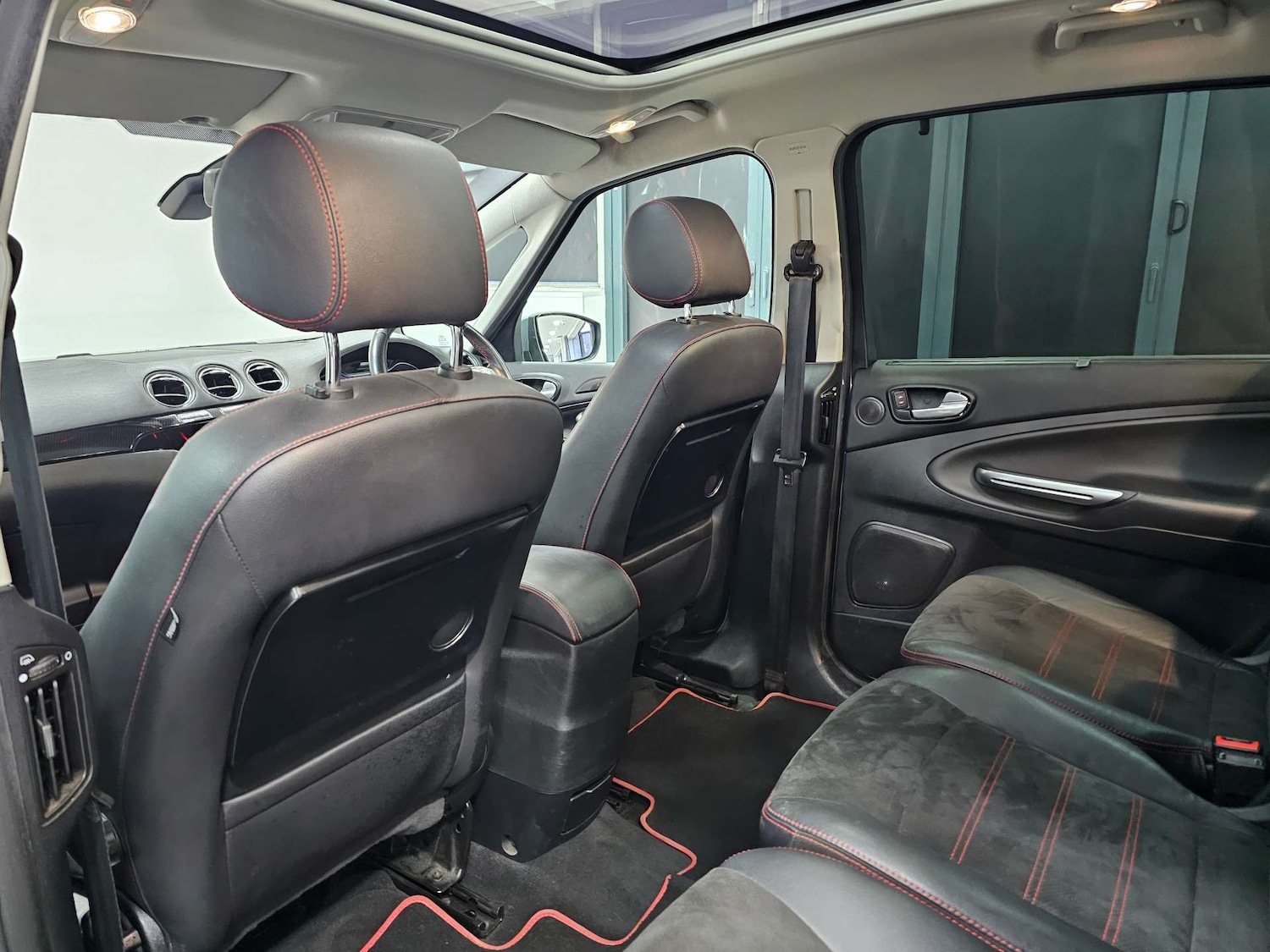 Used Ford S-Max 2013 for sale - 76972457: Photo 86