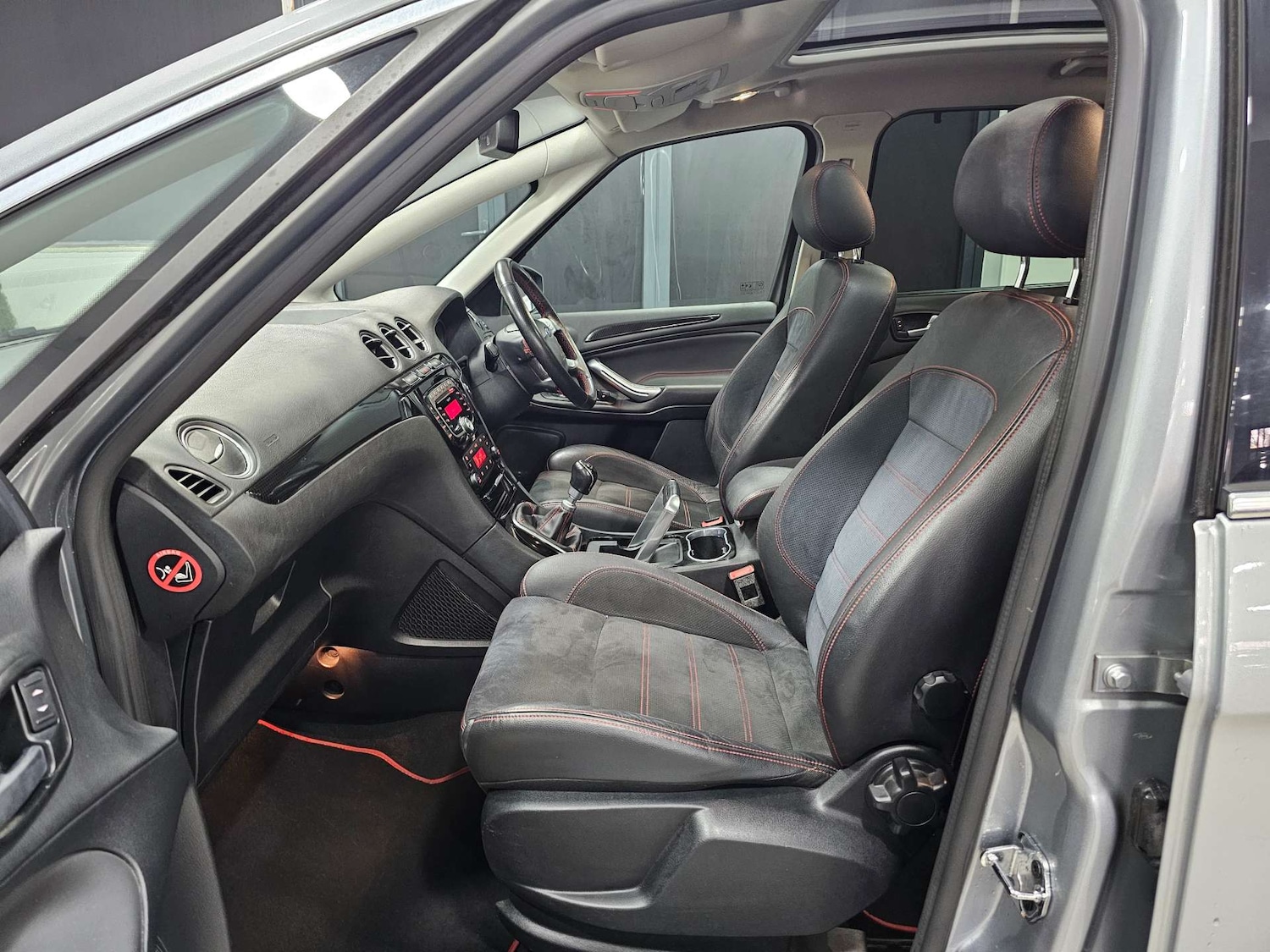 Used Ford S-Max 2013 for sale - 76972457: Photo 90