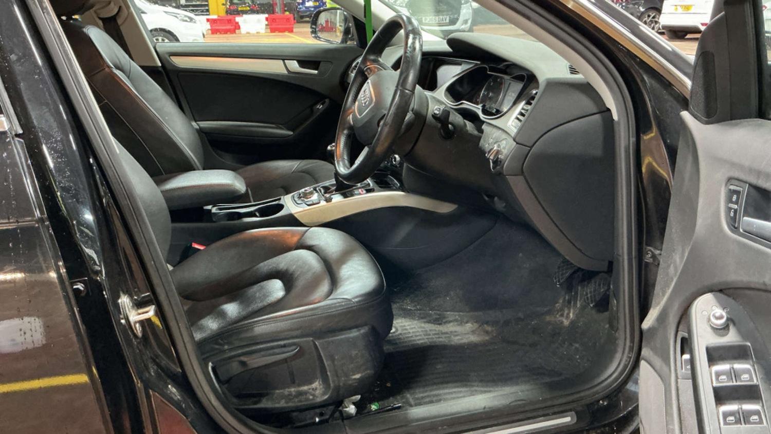 Used Audi A4 2014 for sale - 77681180: Photo 11