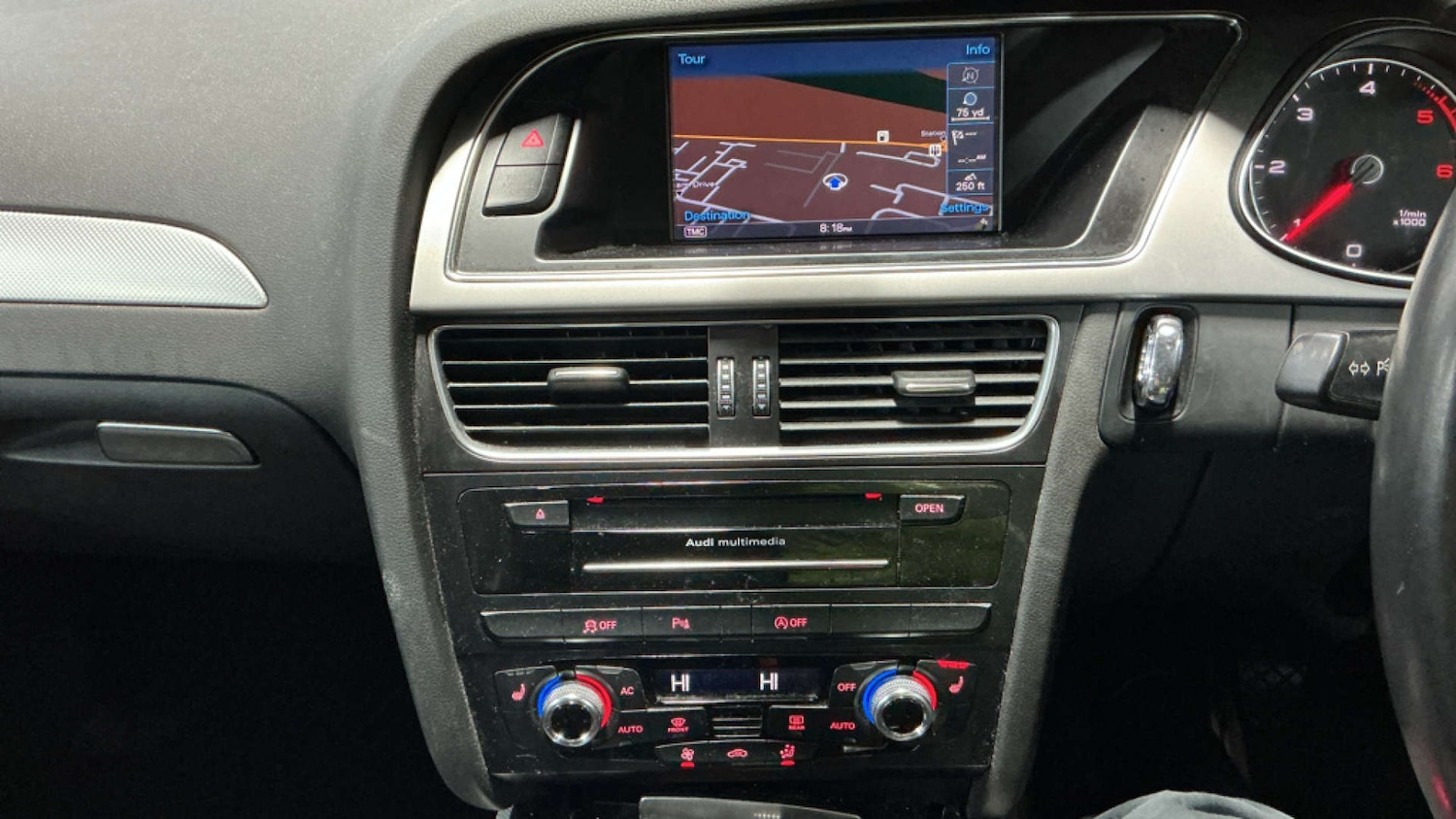 Used Audi A4 2014 for sale - 77681180: Photo 14