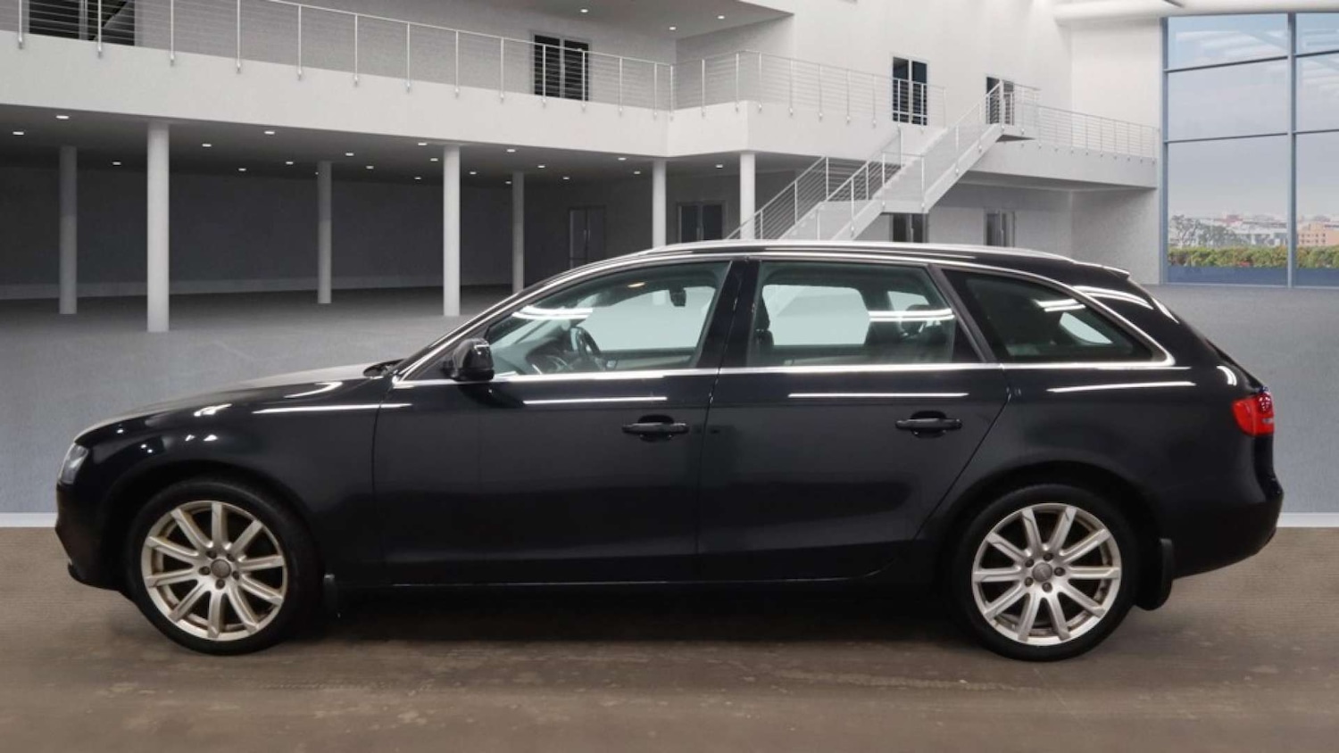 Used Audi A4 2014 for sale - 77681180: Photo 7