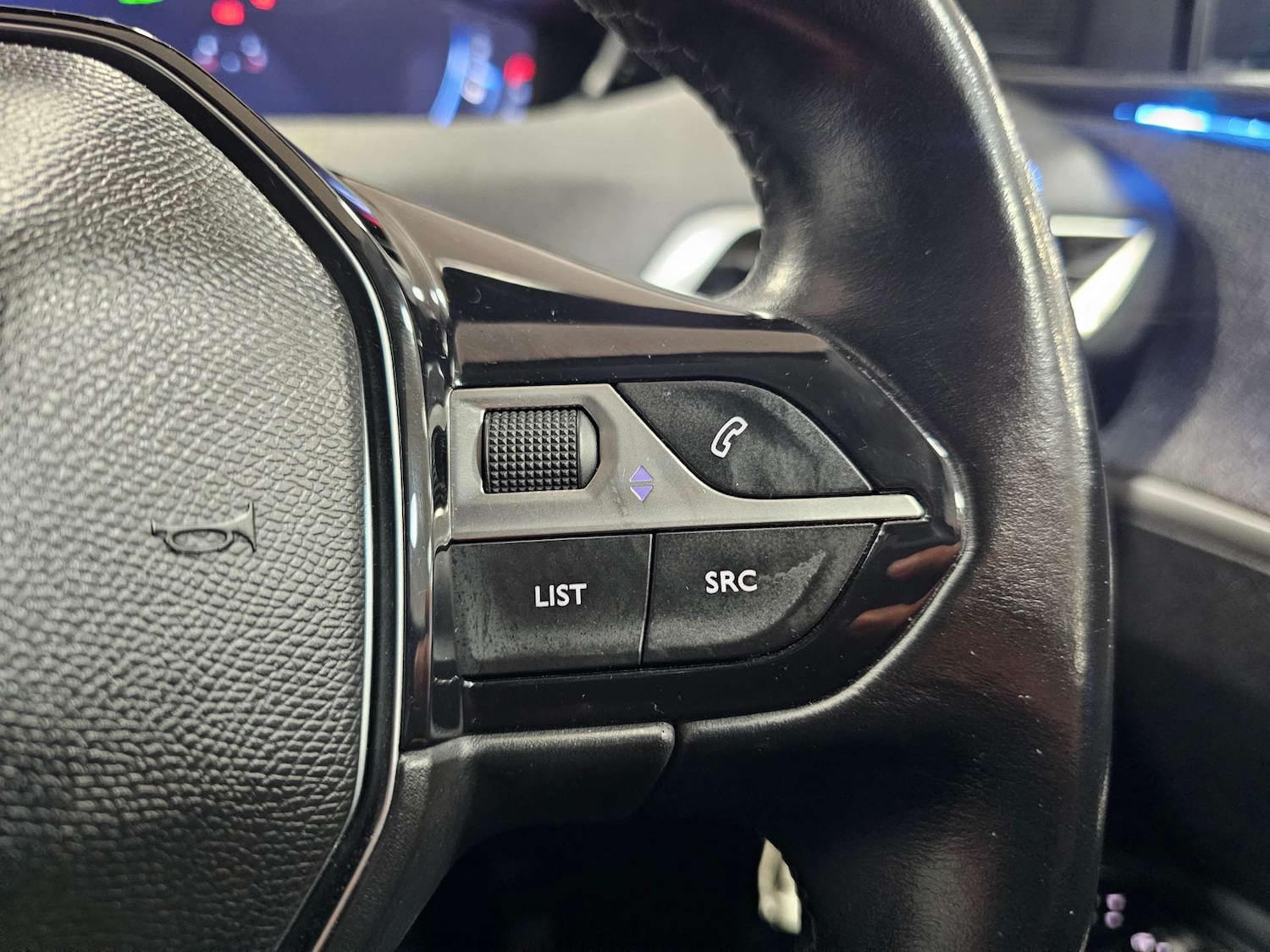 Used Peugeot 3008 2017 for sale - 76972398: Photo 59