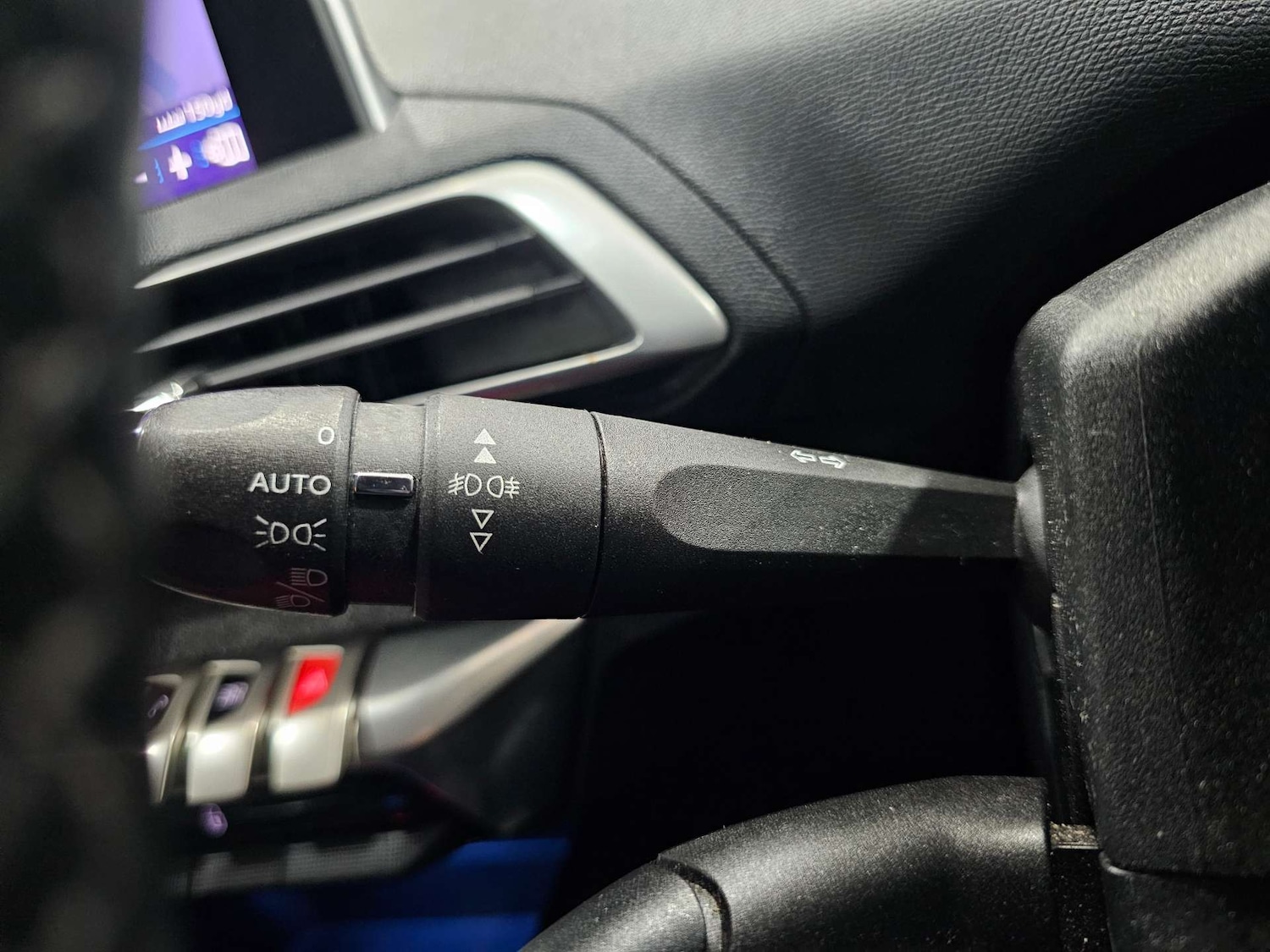 Used Peugeot 3008 2017 for sale - 76972398: Photo 62