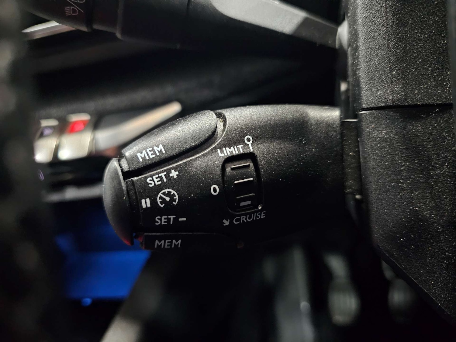 Used Peugeot 3008 2017 for sale - 76972398: Photo 63