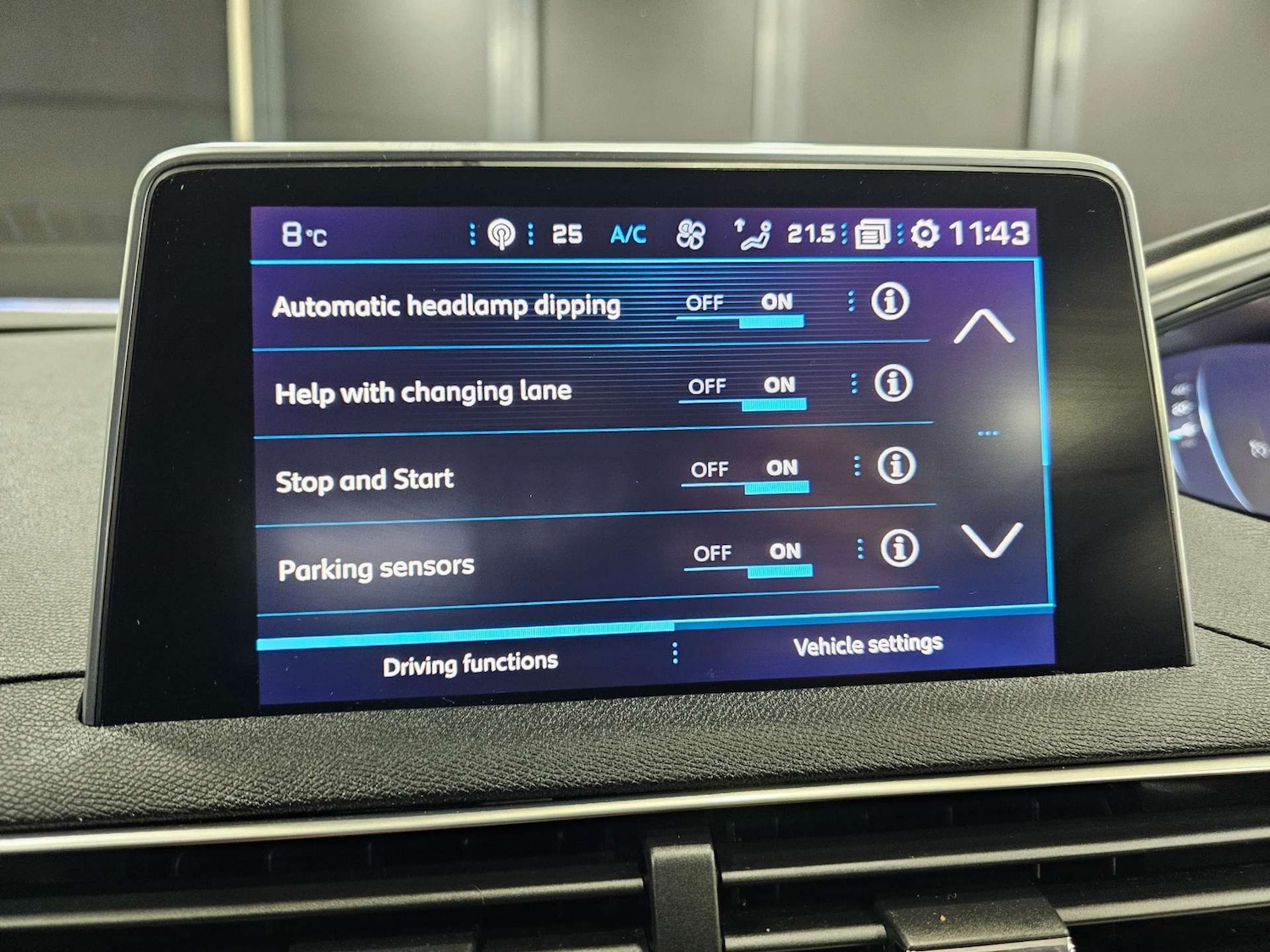 Used Peugeot 3008 2017 for sale - 76972398: Photo 69