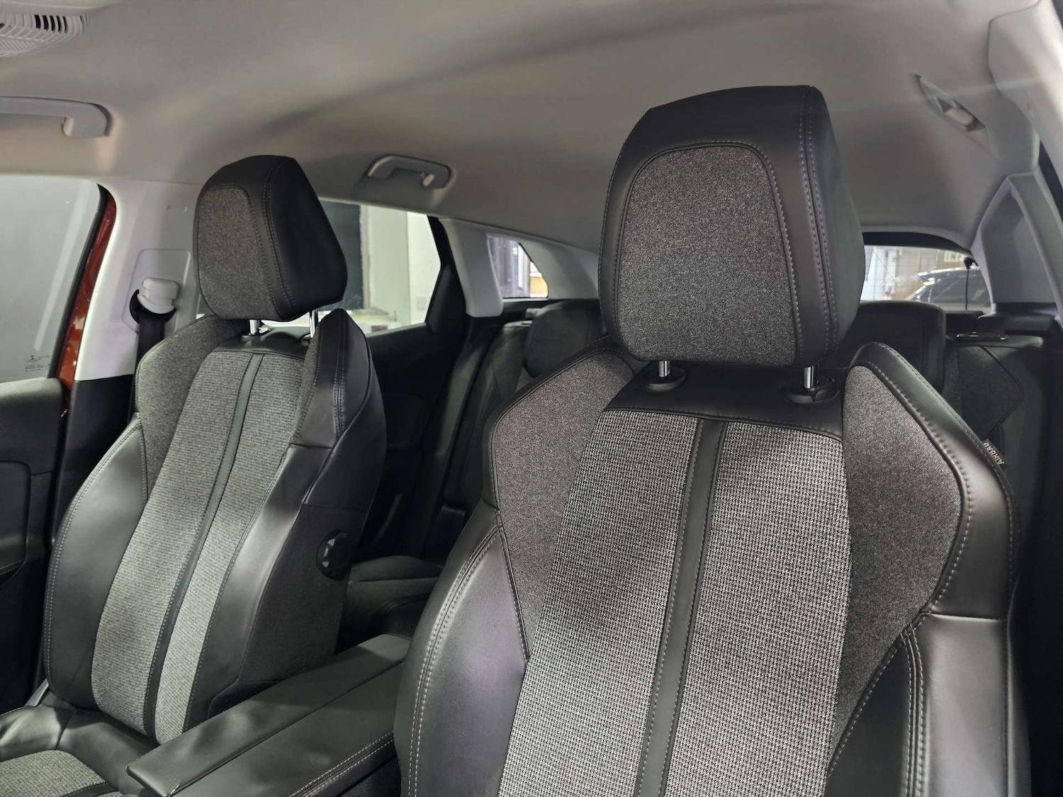 Used Peugeot 3008 2017 for sale - 76972398: Photo 91